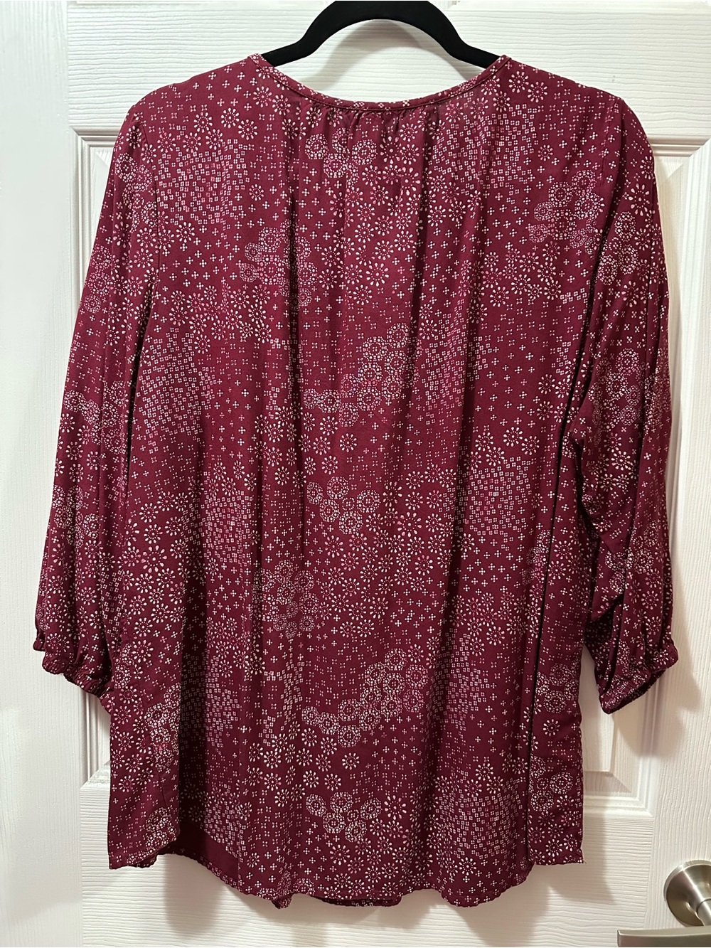 croft & barrow Wine Red Printed Peasant Tunic - Picture 3 of 3